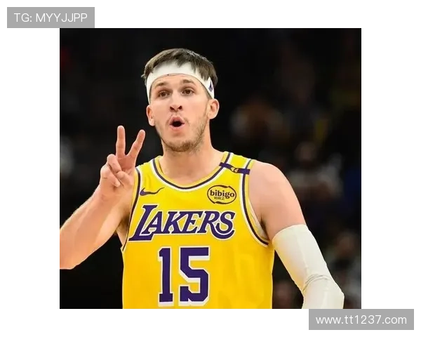 里夫斯神级逆转湖媒称超级巨星